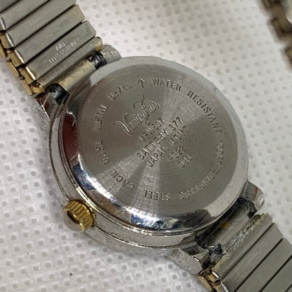 Vanity fair women date watch vintage 23mm round two tone size 6.5” running - Picture 7 of 7